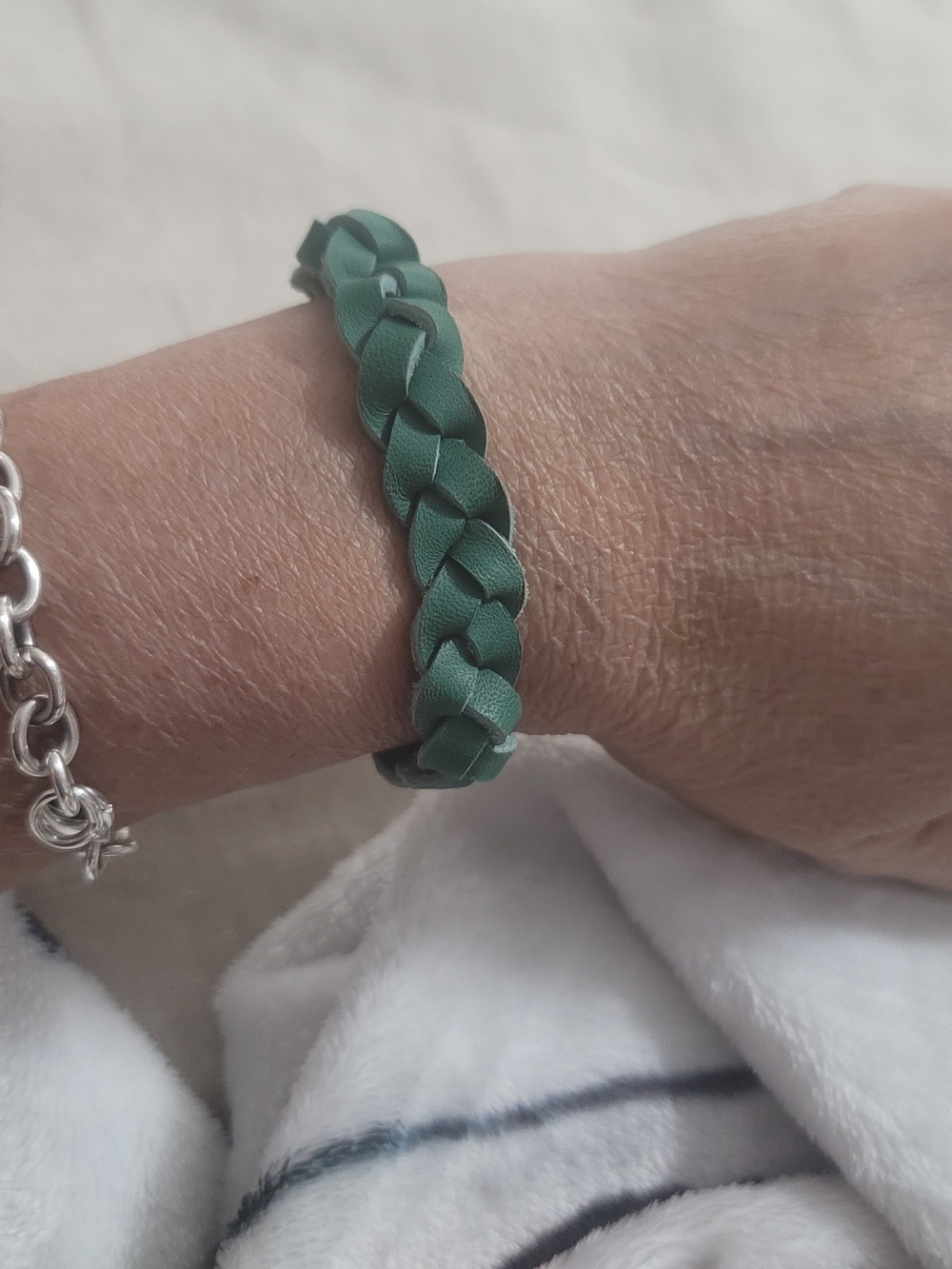 Braided Green Leather Bracelet — Womens Fashion Accessory